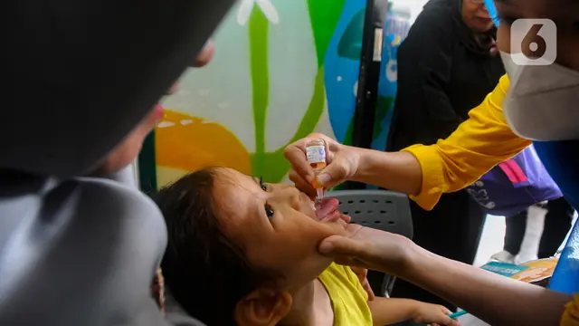 Kemenkes Tegaskan Vaksin Polio Tidak Terkontaminasi atau Picu Risiko Kanker dan HIV